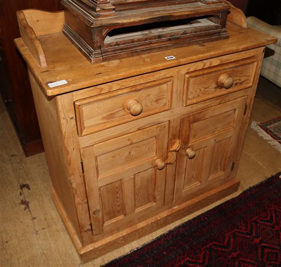 Pine chest